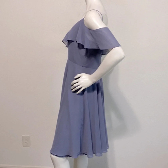 Jenny Yoo Dusty Periwinkle Blue Mini Off-the-Shoulder Bridesmaid Dress Size 6 - Picture 4 of 8